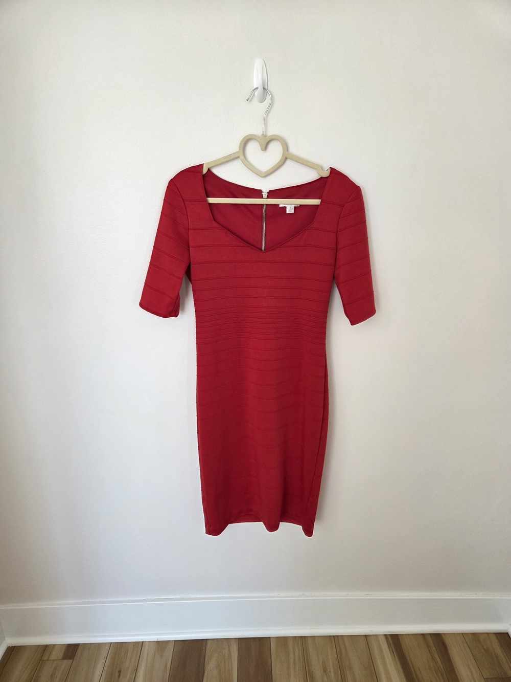 Bisou Bisou Red Dress - Picture 4 of 8